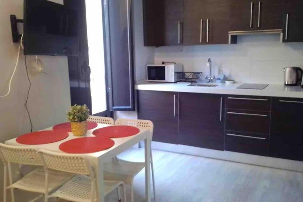 Esse Atico. Precioso Atico Con Terraza En Pleno Centro Appartement Sevilla Buitenkant foto